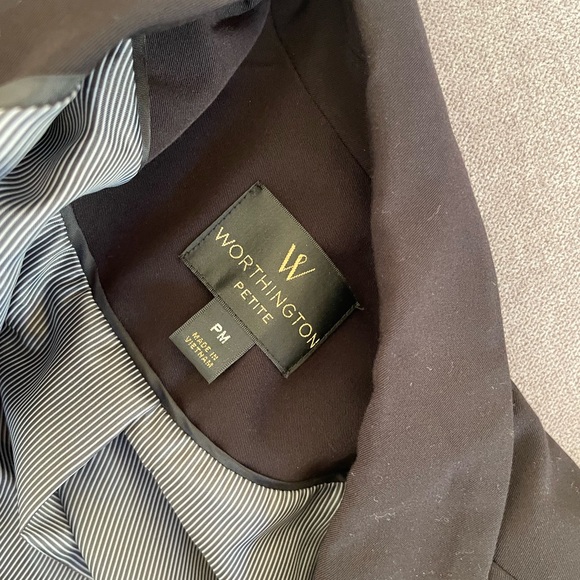 Black blazer - Picture 7 of 7